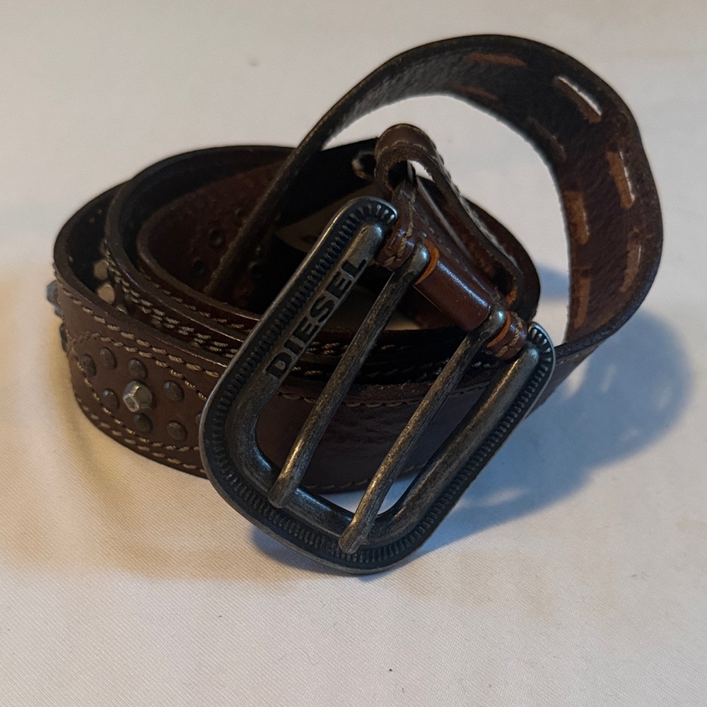 Diesel Men’s Dark Brown Leather Studded Belt with Brushed Metal Buckle